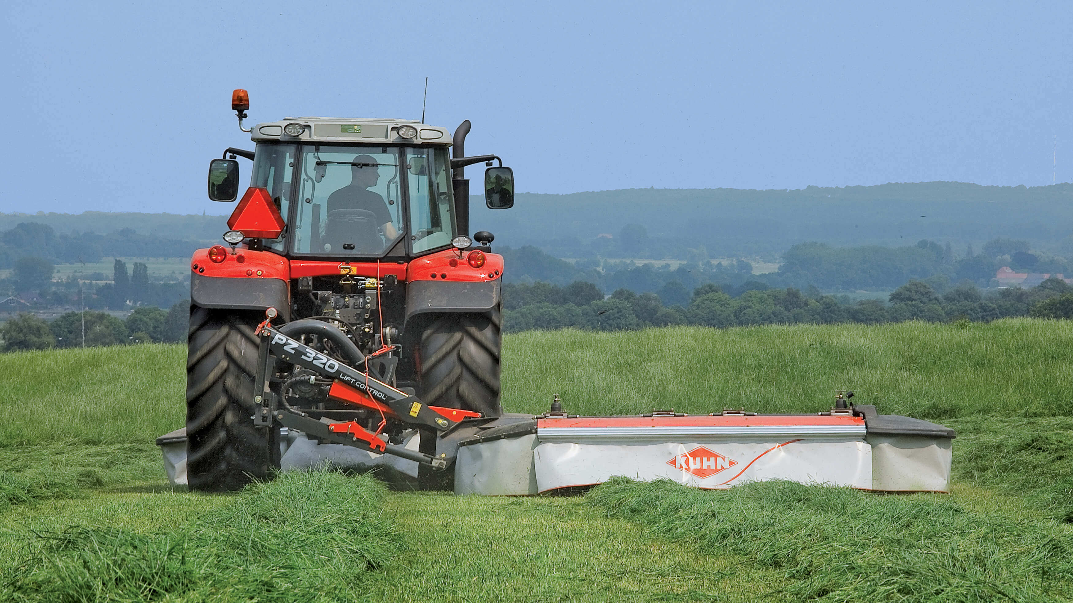 Rear mounted drum mowers KUHN